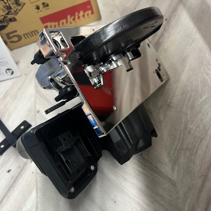 ★マキタ(makita) コードレス丸のこ HS631DZSB【越谷店】