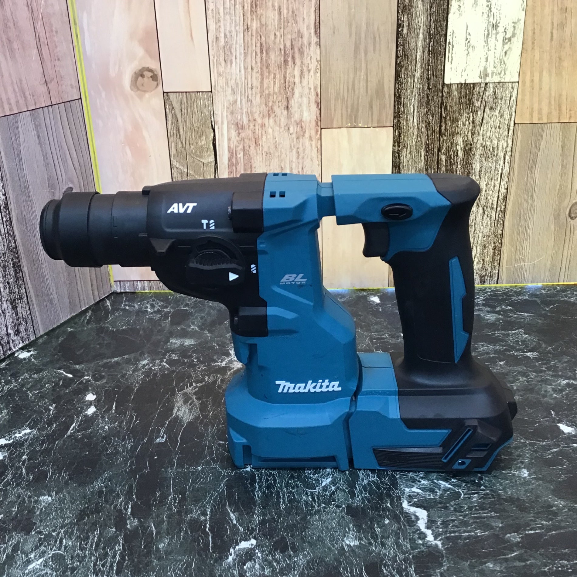 ☆マキタ(makita) コードレスハンマドリル HR183DZK【八潮店 ☆マキタ(makita) コードレスハンマドリル HR183DZK【八潮店