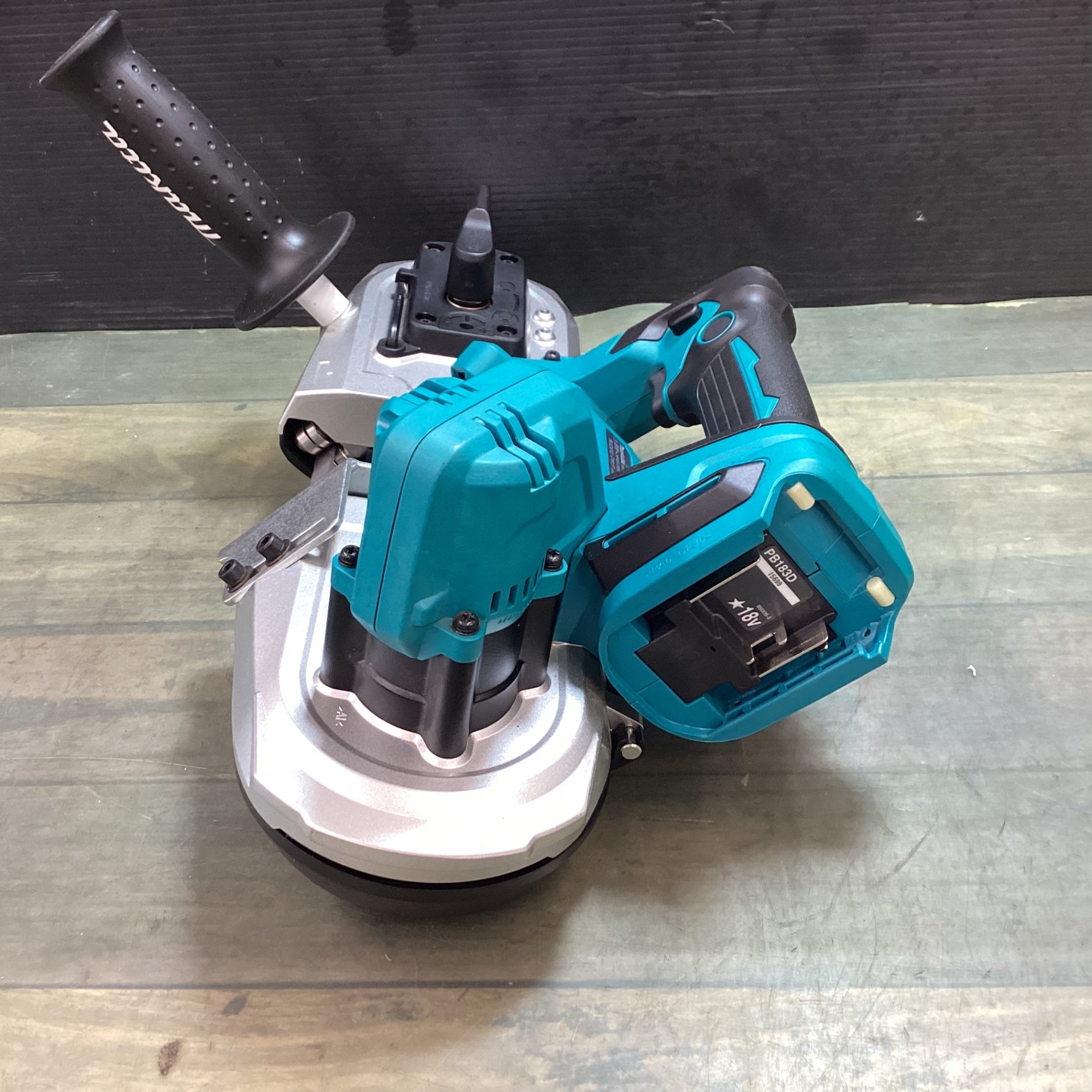 ☆マキタ(makita) コードレスポータブルバンドソー PB183DZ
