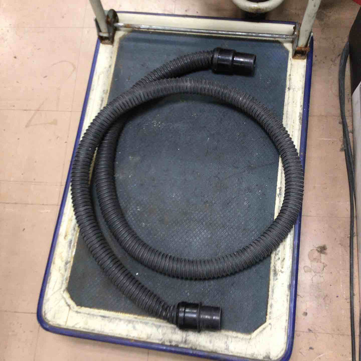 【店頭受取り限定】マキタ makita 集塵機 408【草加店】