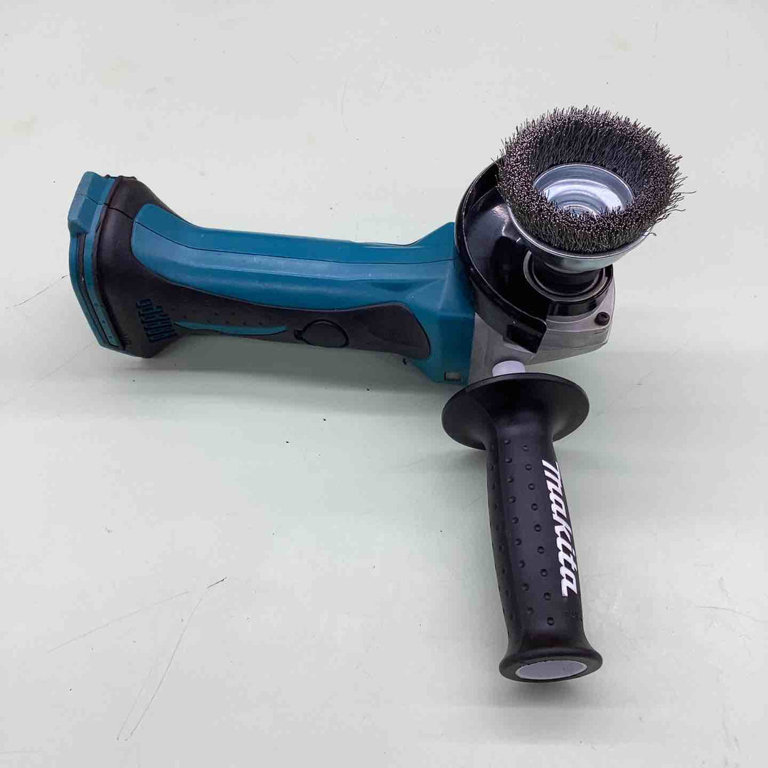 ☆マキタ(makita) コードレスディスクグラインダ GA402DZ【越谷店】