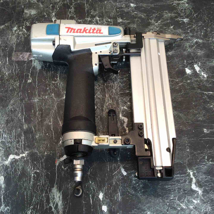 ★マキタ(makita) 常圧フィニッシュネイラ AF502N【八潮店】