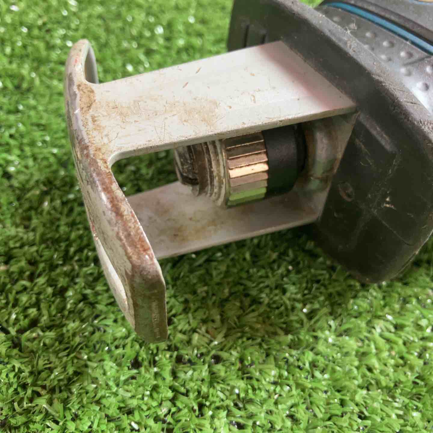 ◇ボッシュ(BOSCH) 10.8V コードレスセーバーソー GSA10.8V-LI【川崎店
