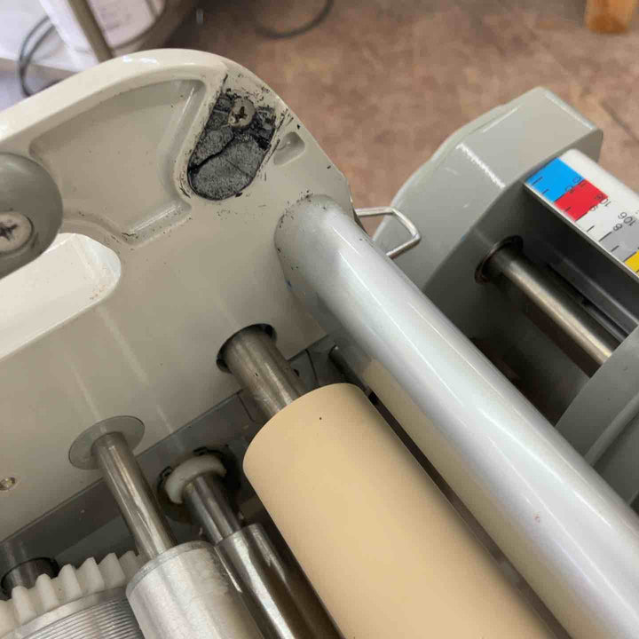 【店頭受取り限定】ヤヨイ化学　TSリザーブ 糊付け機【所沢店】