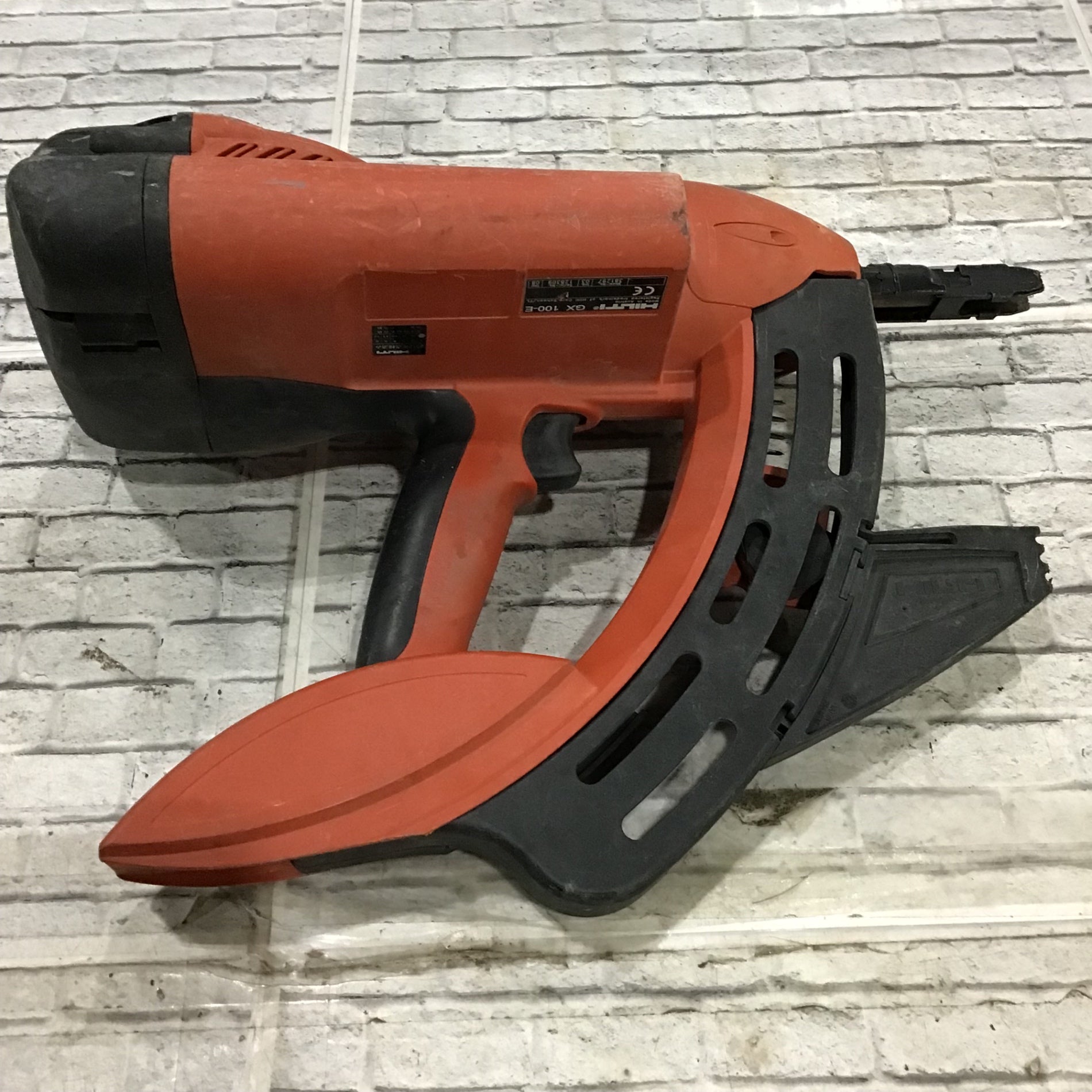 ○ヒルティ(HILTI) ガスカート式釘打機 GX100-E【川口店】