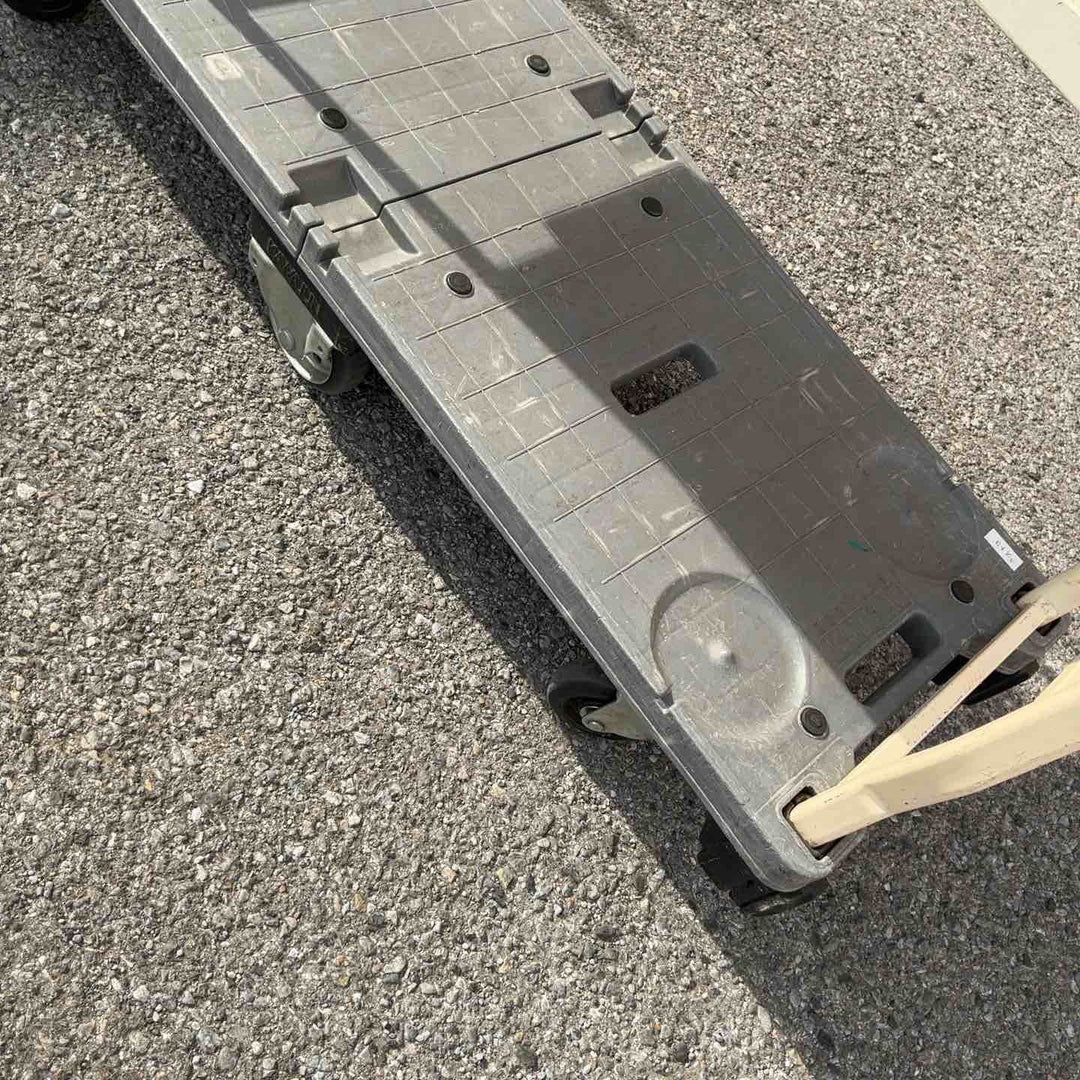 【店頭受取り限定】KAWAJUN　6輪台車　棚板2枚付き【草加店】