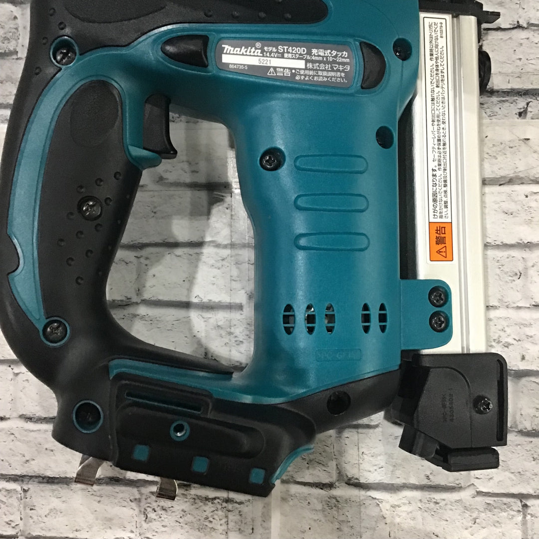 ☆マキタ(makita) 14.4V 4mm J線 コードレスタッカ ST420DRF【川口店】