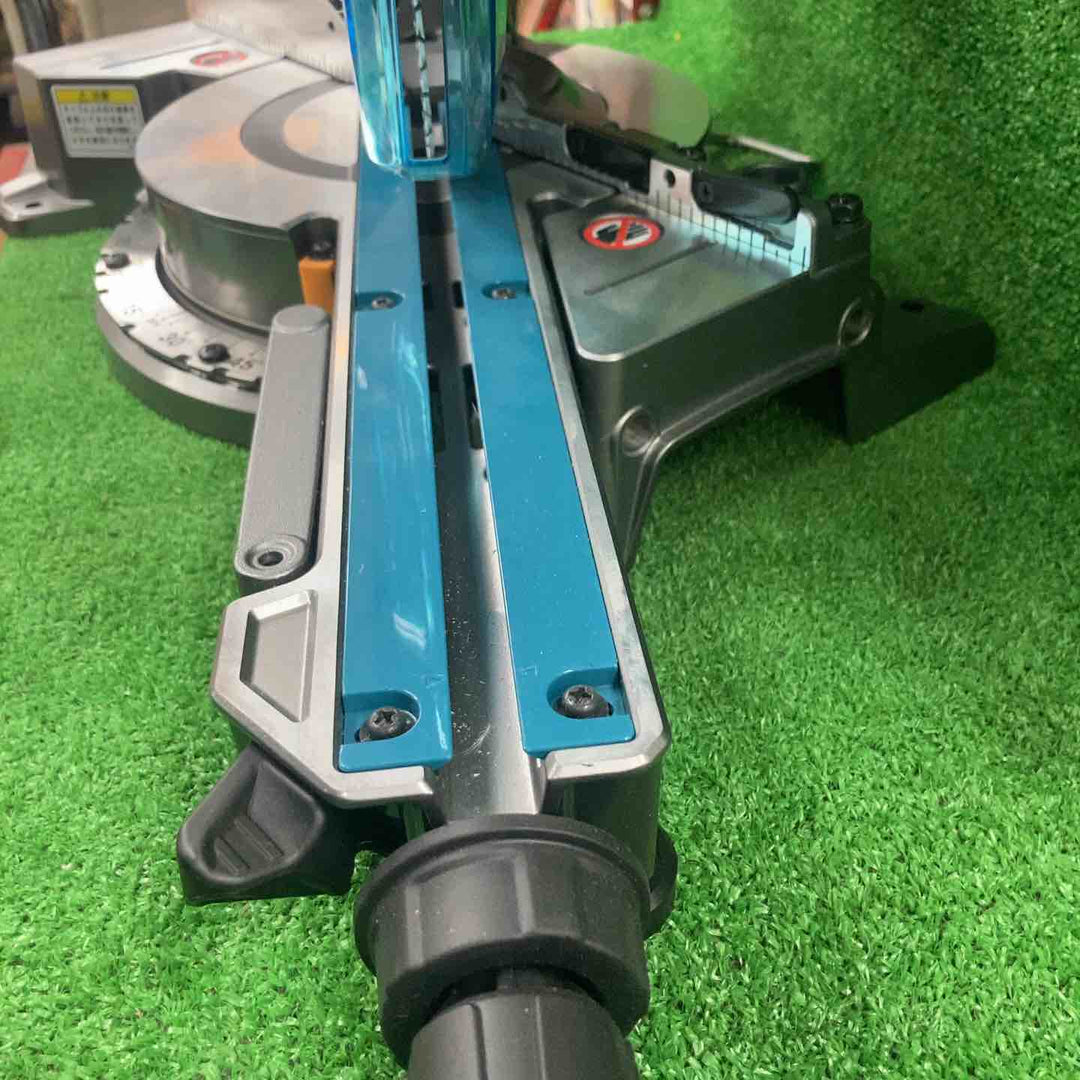 ★マキタ(makita) コードレススライドマルノコ LS008GZ【川崎店】