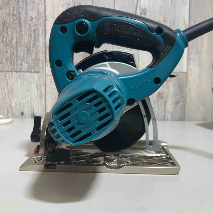 ★マキタ(makita) 125mm電気マルノコ 5230　119㎜～125㎜対応【戸田店】