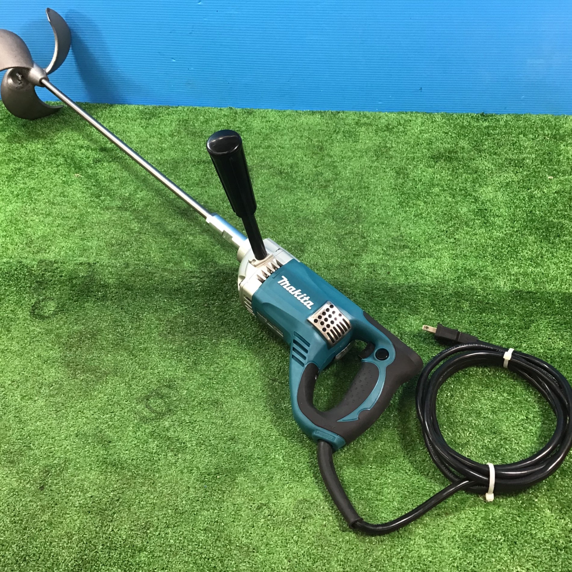 ☆マキタ(makita) かくはん機 UT2204【岩槻店】 – アクトツール