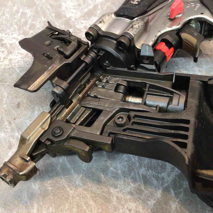 【中古品】HITACHI ロール釘打ち機 NV65HR(SGK)銀鏡【八潮店】