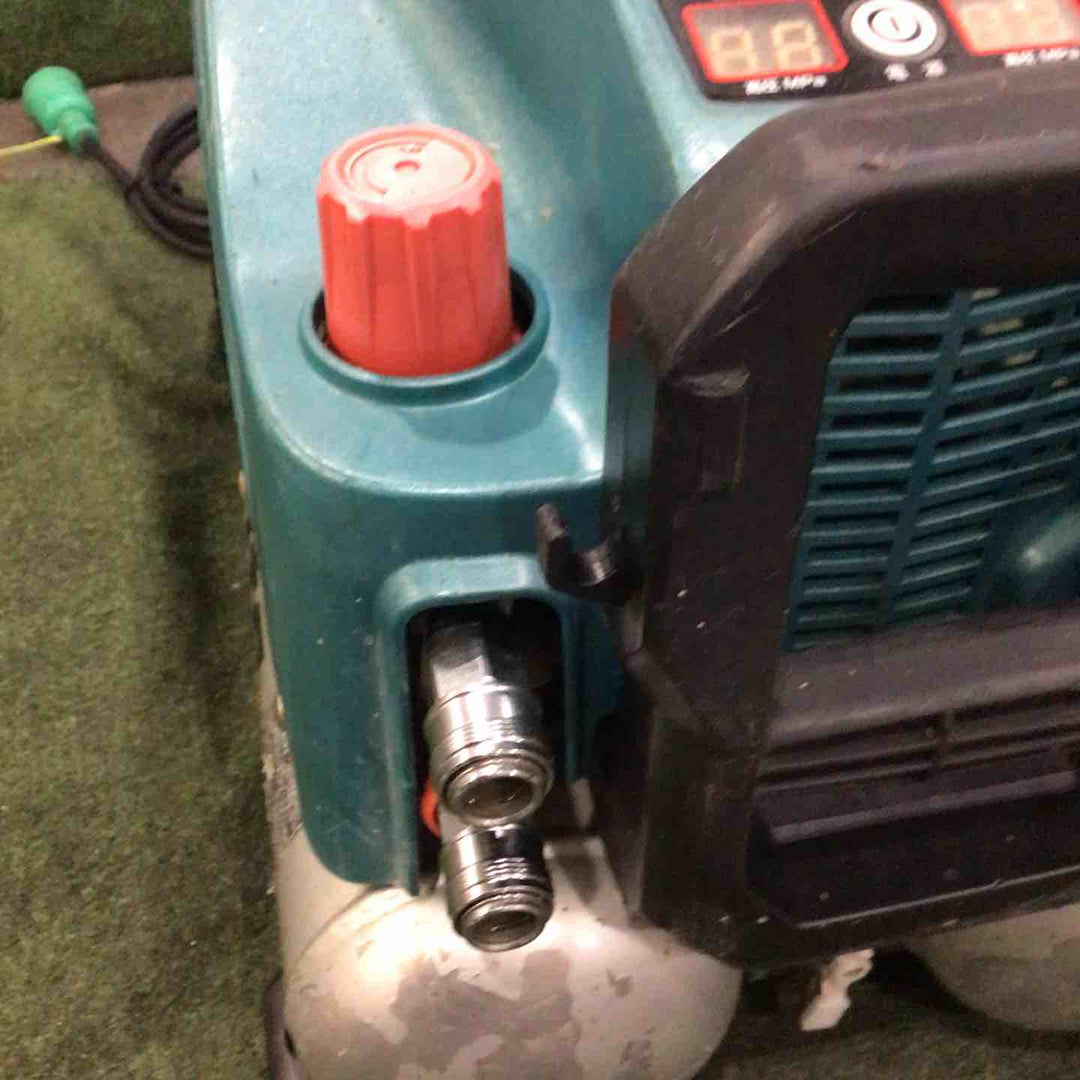★マキタ(makita) エアコンプレッサー AC500XLH 動作確認済【川口店】