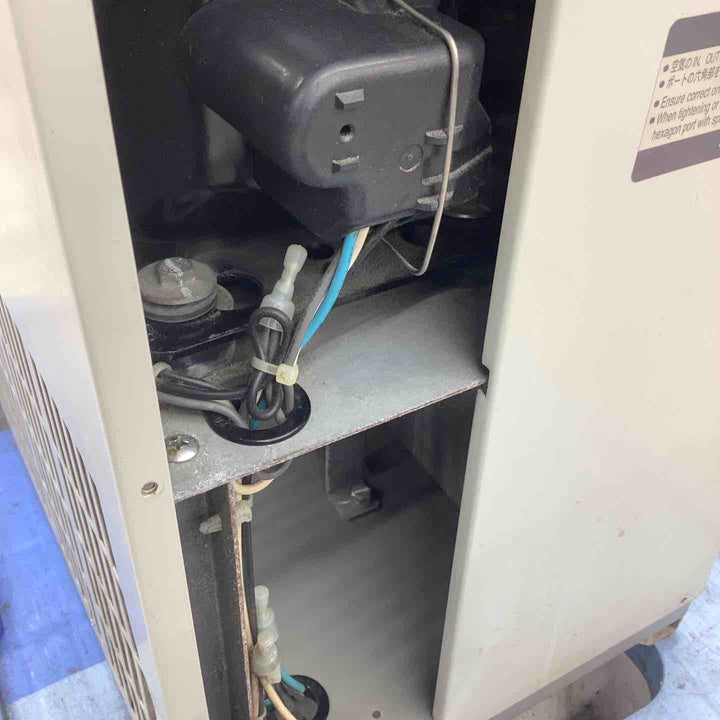 【店頭受取り限定】SMC エアドライヤー DUAL+ IDU3E-10-X164 エアードライヤー 通電確認済み 乾燥 水分抑制 ドレン抑制 腐食抑制 サビ抑制 圧縮空気水分除去 【越谷店】