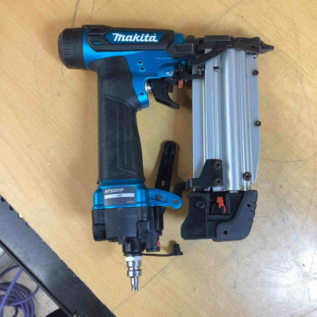 ★マキタ(makita) 高圧ピンネイラ AF502HPM【川崎店】