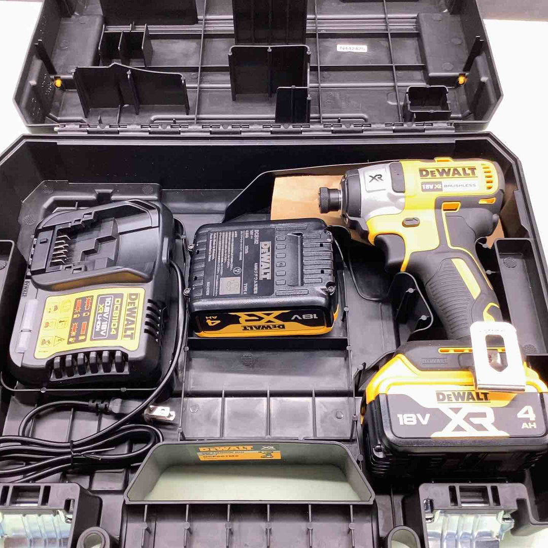 DEWALT インパクトドライバ DCF887M2【越谷店】