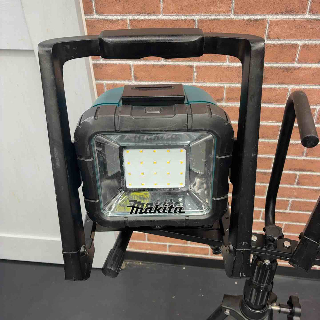 【中古品】 マキタ makita ML805 ツインライト＆スタンドセット 【藤沢店】