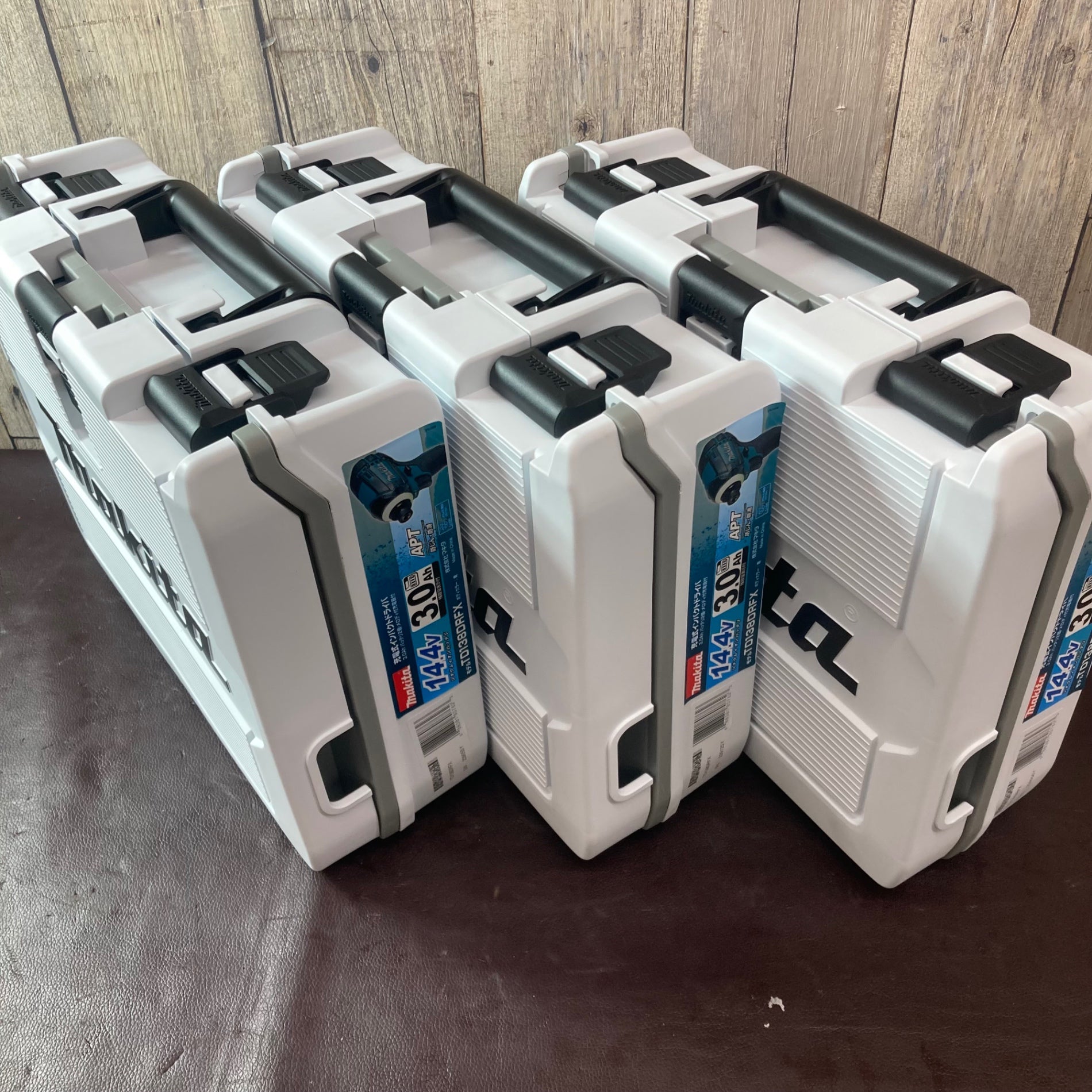 ○ウインドコア(WindCore) 24Vバッテリー・ファンセット WZ4650 空調