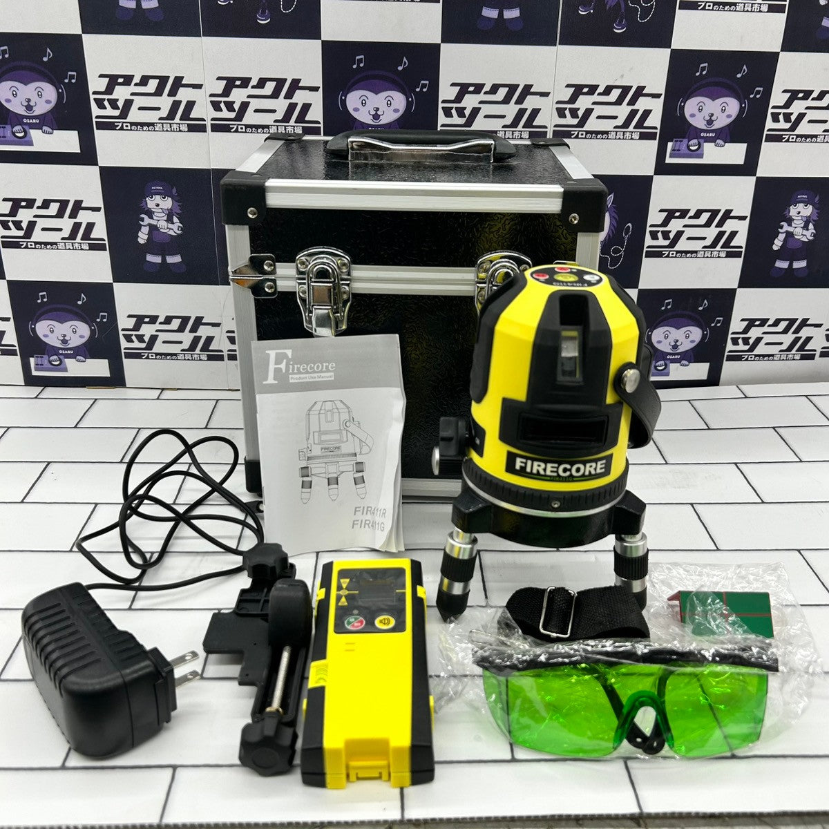 〇Firecore5ライン グリーンレーザー墨出し器 FIR411G【所沢店 