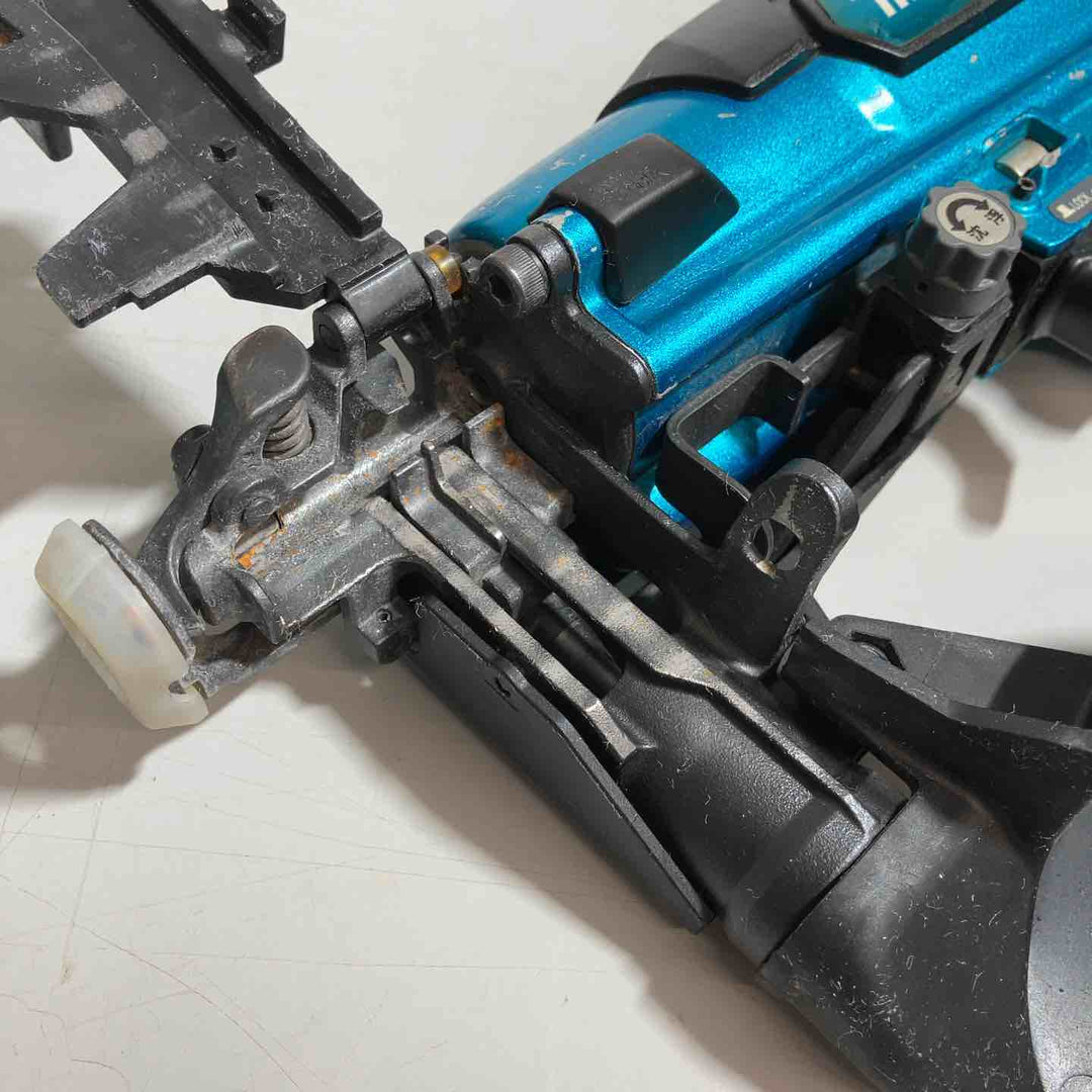 ★マキタ(makita) 高圧エアネジ打ち機 AR411HRM【戸田店】