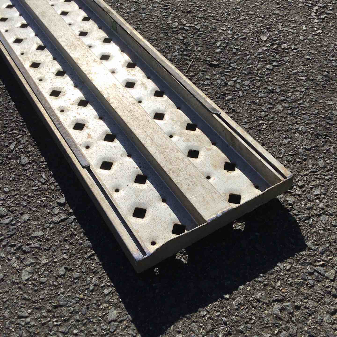 【現状品 / 店頭受取り限定】 ハセガワ/Hasegawa 4ｍアルミ足場板 AD-34 アルステージ 【鴻巣店】