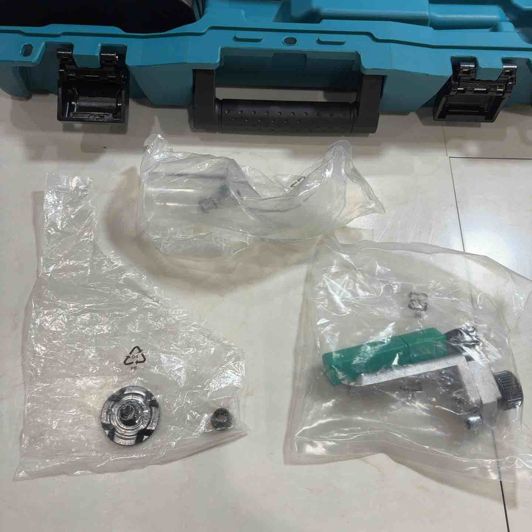 ★マキタ(makita) コードレストリマー RT50DRG バッテリー1個 充電器 ケース付き【川口店】