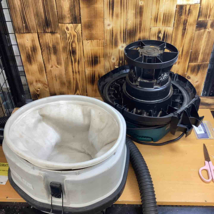 ☆マキタ(makita) 集じん機 481(P) ホース付き【越谷店】
