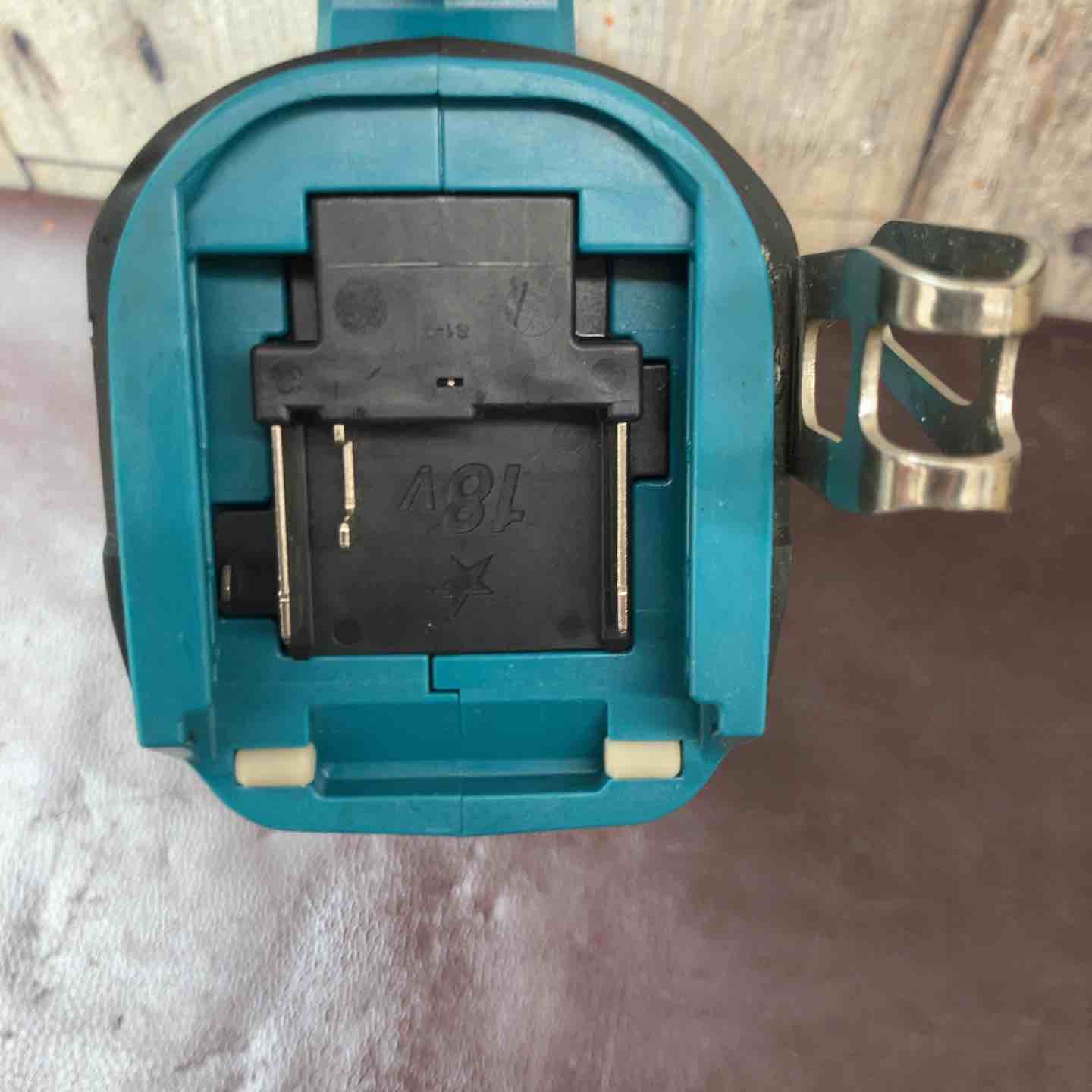 中古品】 マキタ(makita) コードレスタッカ ST112DZ RT線 充電式