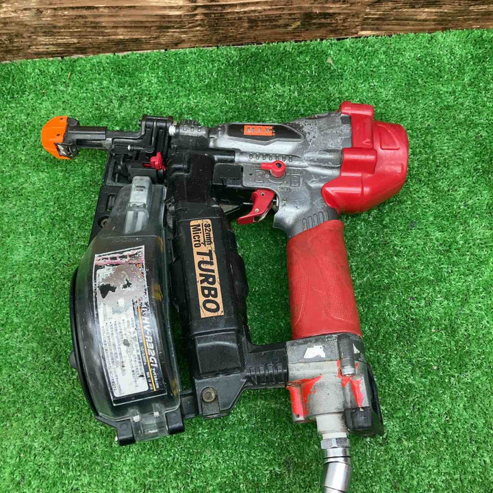 【中古品】マックス(MAX) 高圧エアネジ打ち機 HV-R32G1 動作確認済み【川越店】