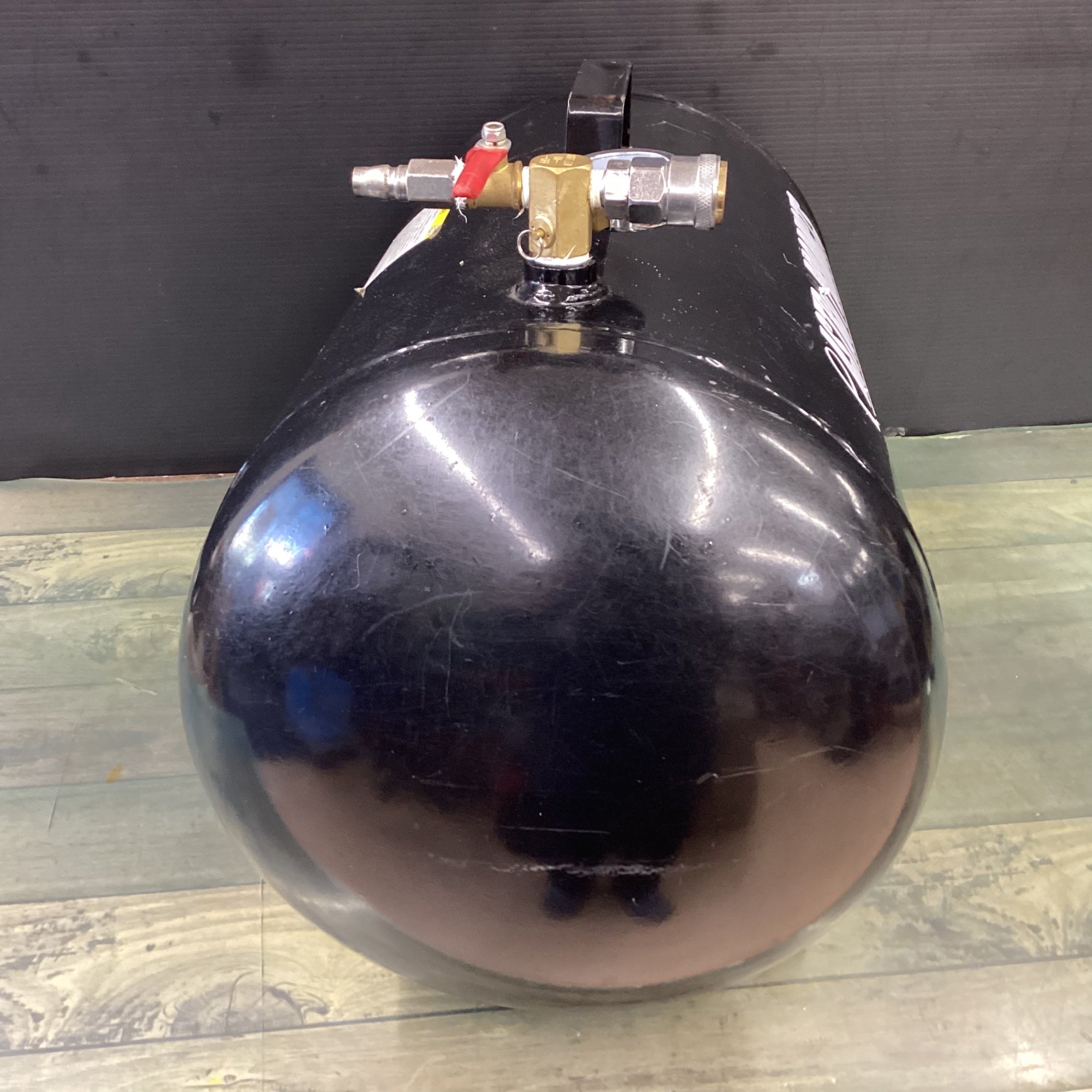 ○アストロプロダクツ エアサブタンク 38L【東大和店】 – アクトツール