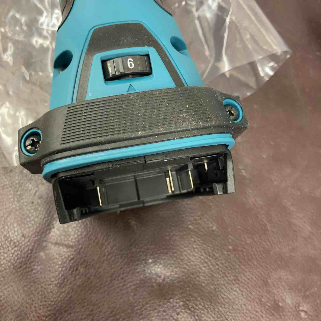 【未使用(店頭展示品)】マキタ(makita) コードレスマルチツール TM52DZ【東大和店】