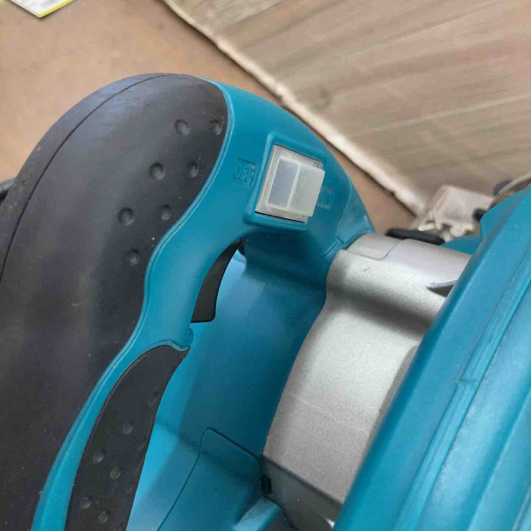 ★マキタ(makita) 電気マルノコ 5637BA【八潮店】