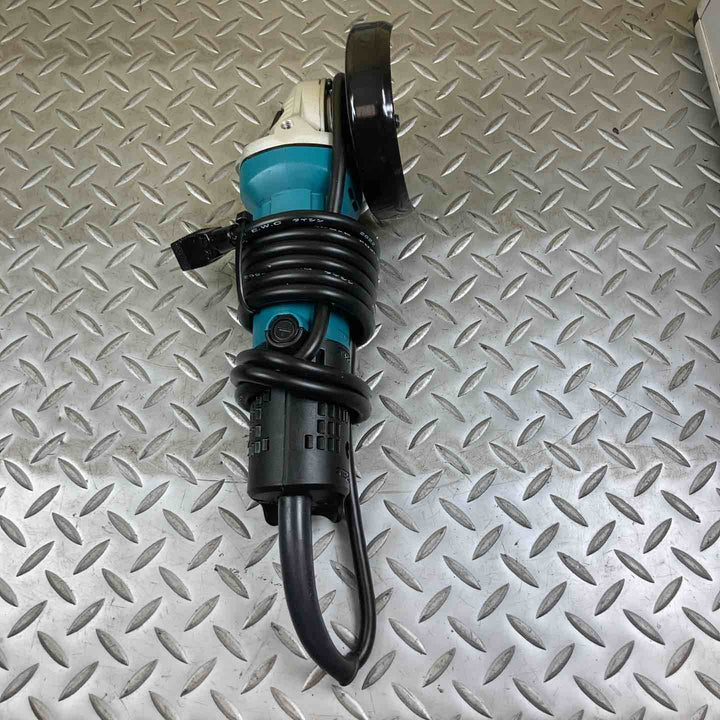 マキタ(makita) ディスクグラインダ 低速高トルク ブレーキ付 100mm 9533BLA【川崎店】