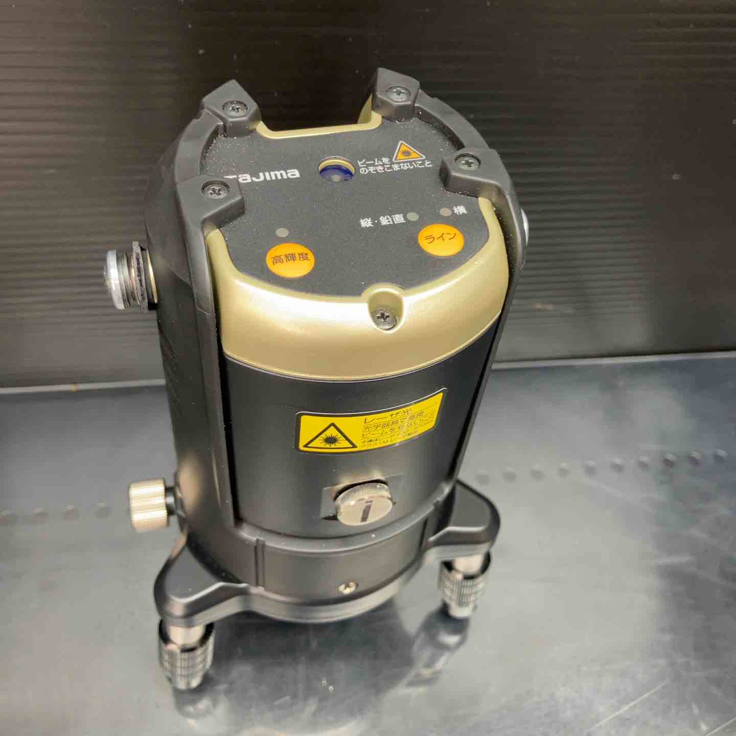 TAJIMAタジマレーザーGT2X1中古品 ◇タジマ(TAJIMA) レーザー墨出し器 GT2R-EXi 縦・横・鉛直 GT2R-EXI