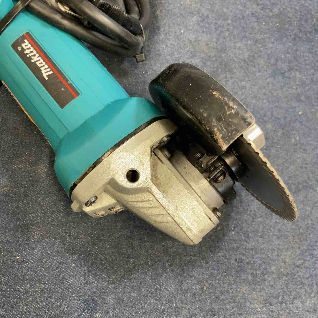 マキタ:100ミリディスクグラインダ 9533BL【八潮店】