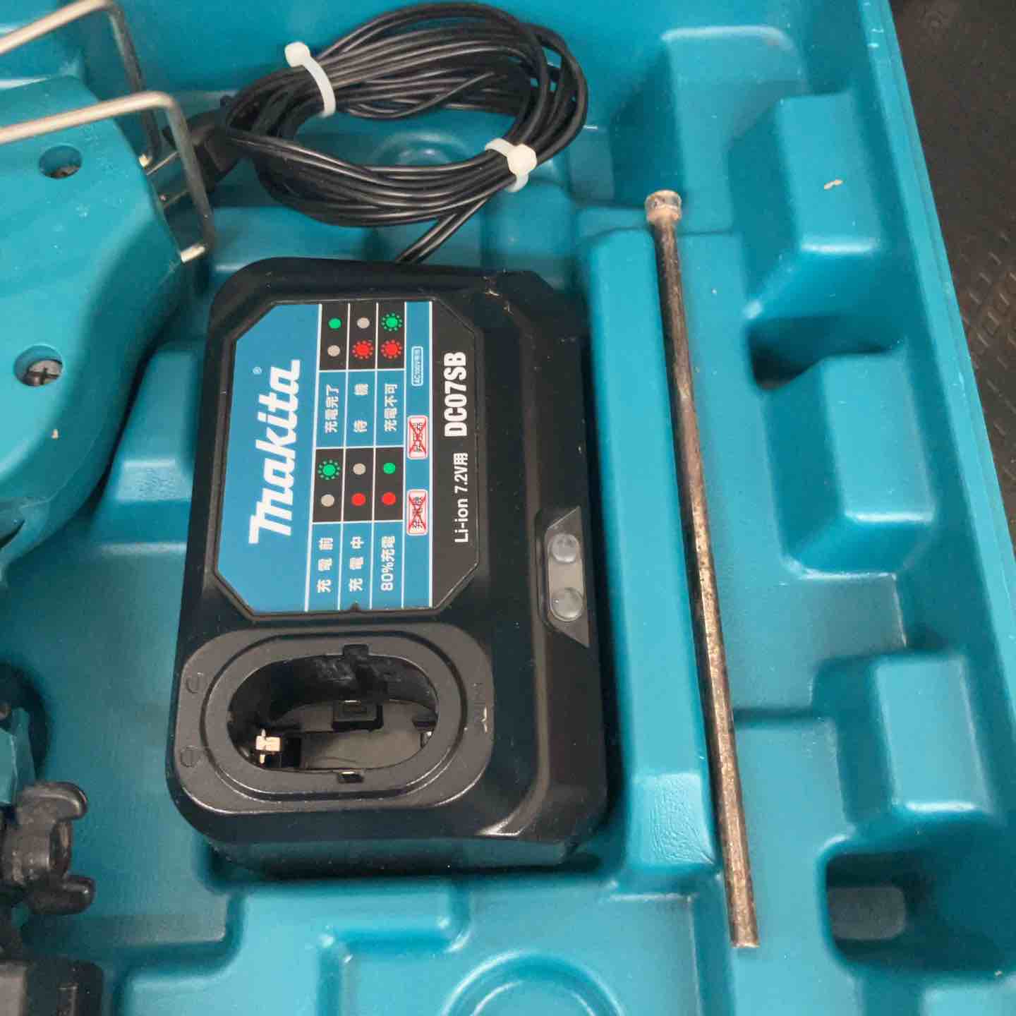 makita マキタ GN420C コンクリート用ガスピン打ち機【リライズ市川行徳店】【店頭取引限定】【中古】 MAKITA マキタ コンクリート用ガスピン打ち機 GN420C ブルー - 中古