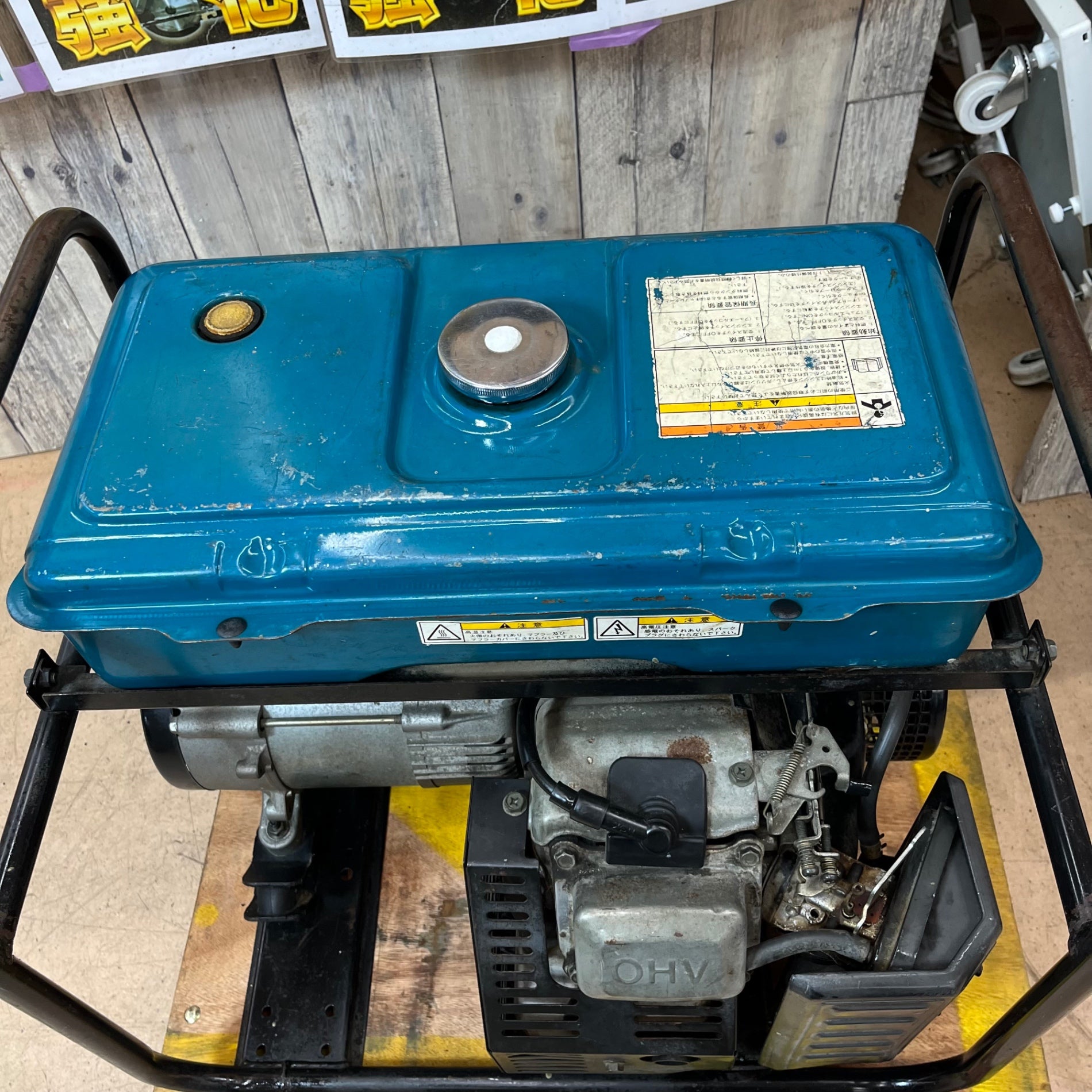 中古品/店頭受取り限定】スズキ(suzuki) ガソリン発電機 SV2300H