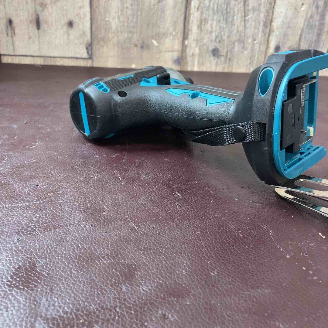 【中古美品】マキタ(makita) コードレスインパクトドライバー TD157DRGX 18V【東大和店】