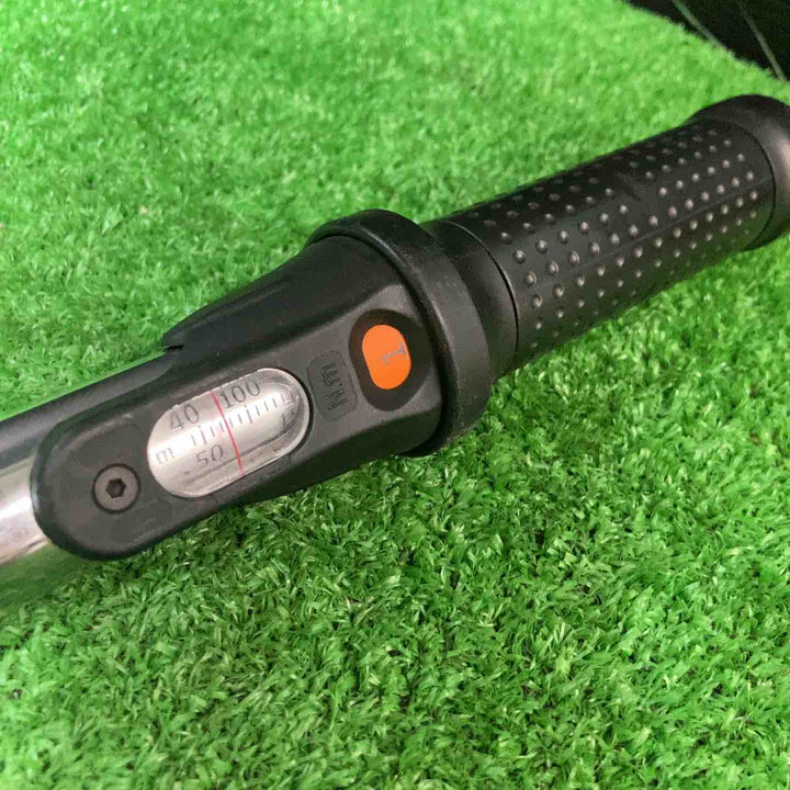 ◇KTC(京都機械工具) 12.7sq プレセット型トルクレンチ 40～200Nm GW200-04【岩槻店】