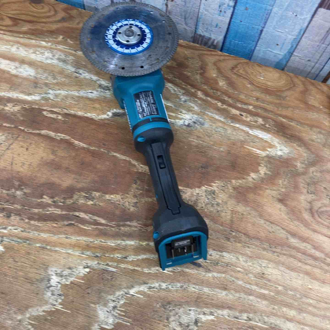 ★マキタ(makita) 180mmコードレスディスクグラインダー GA037GZ【柏店】