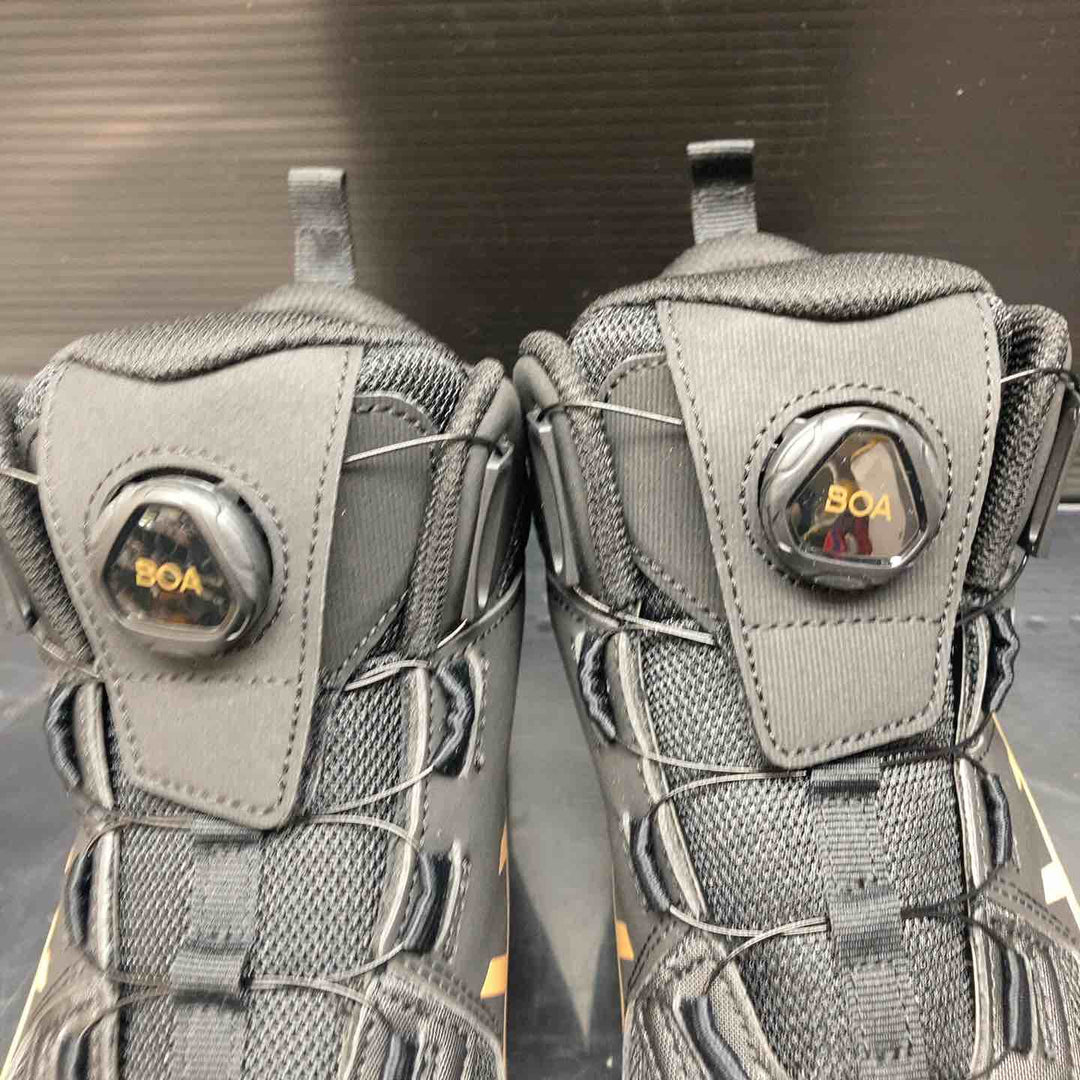 [アシックス] working ワーキング 安全靴/作業靴 ウィンジョブ CP214 BOA JSAA A種先芯 耐滑ソール fuzeGEL搭載 メンズ ブラック/ピュアゴールド 25.5cm【川越店】
