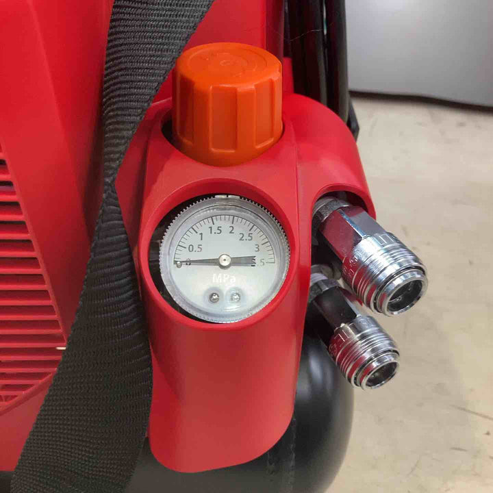 ★マックス(MAX) 高圧専用エアコンプレッサ AK-HH1301E(8L)【町田店】