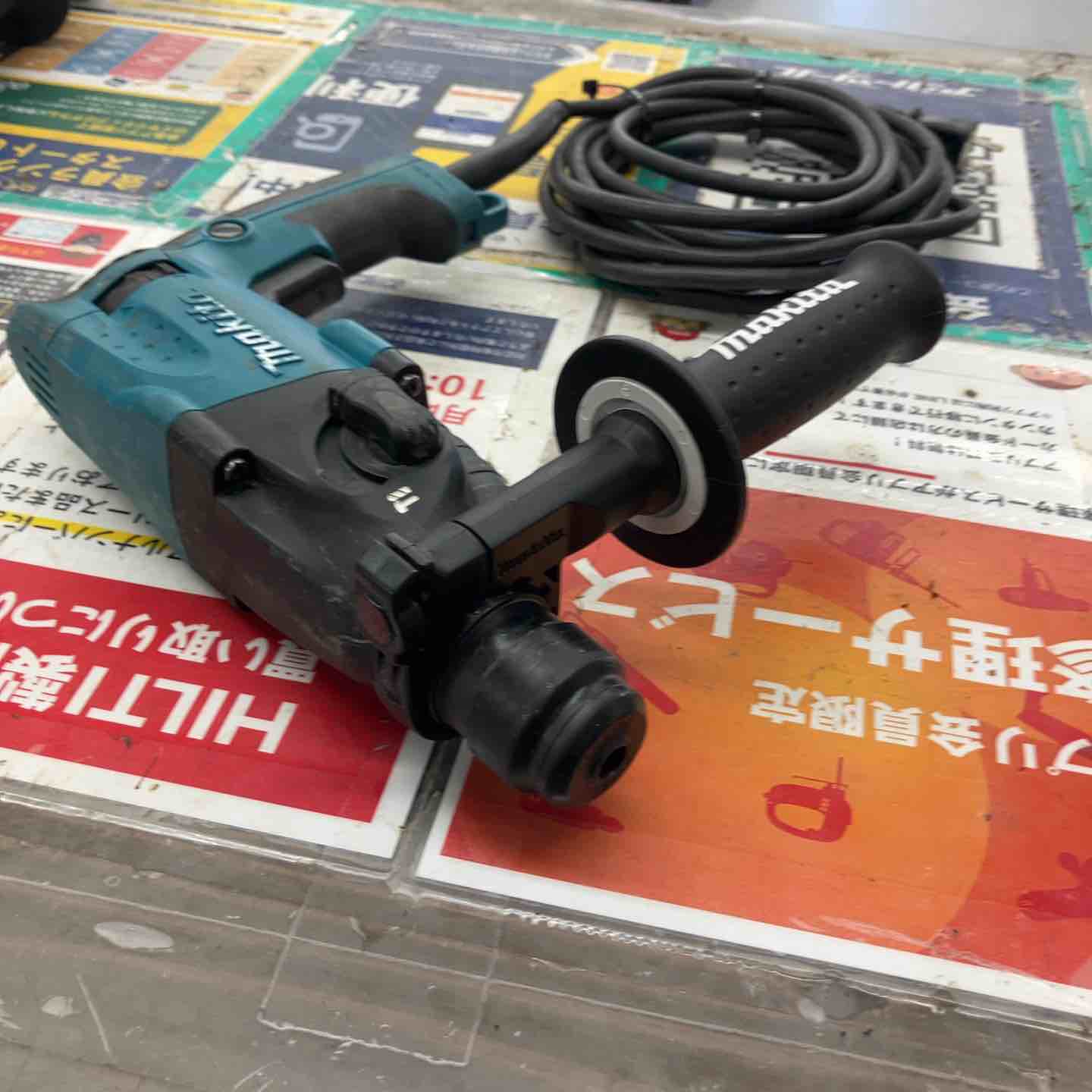 ☆マキタ(makita) ハンマドリル HR1830F 本体のみ【戸田店】 – アクト