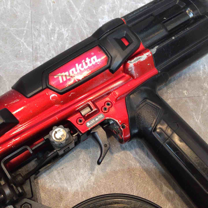 ★マキタ(makita) 高圧エアネジ打ち機 AR411HR【八潮店】