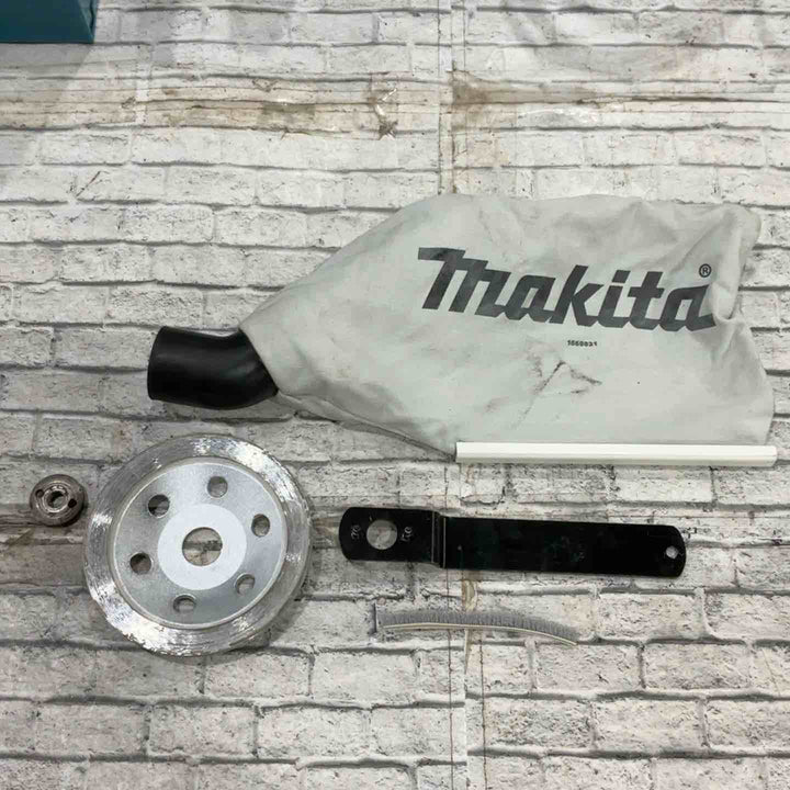 ☆マキタ(makita) 125mm電子コンクリートカンナ PC5001C【川口店】