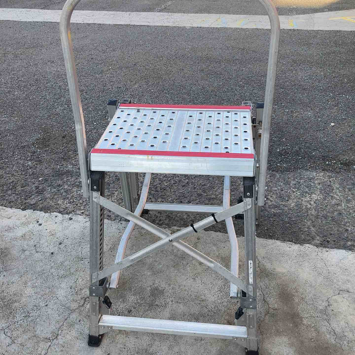 【店頭受取り限定】メーカー・型式不明 作業台 調整付き【柏店】