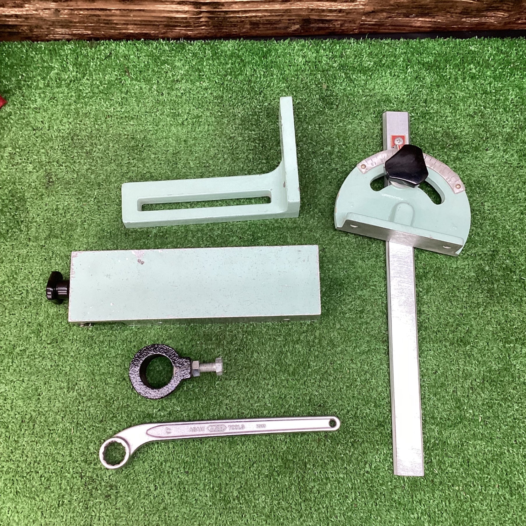 店頭受取り限定】協和製作所 KYOWA 軸傾斜小型万能横切盤 ペティ 店頭受取り限定】協和製作所 KYOWA 軸傾斜小型万能横切盤 ペティ
