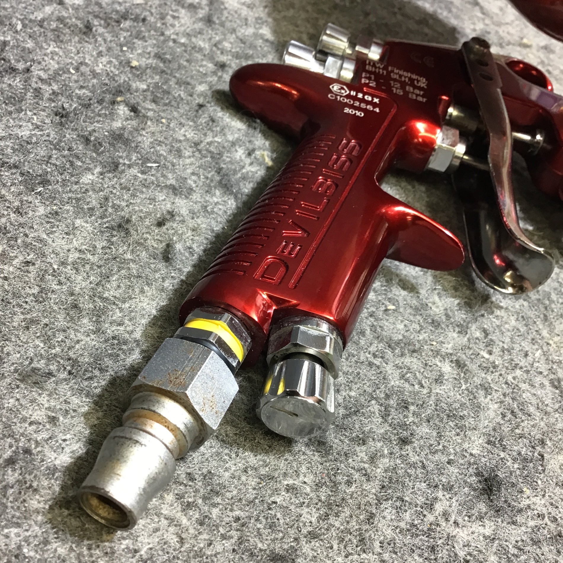 中古】 DEVILBISS スプレーガン サイドカップ仕様 GTi-PRO-T2 【桶川店】 – アクトツールオンラインショップ