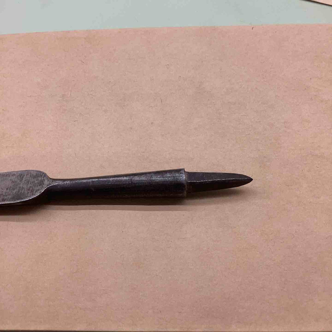 鑿・鉋・大工道具 ブランド不明 刻印有 鑿 名工 突き鑿 細部 仕上げ 【越谷店】