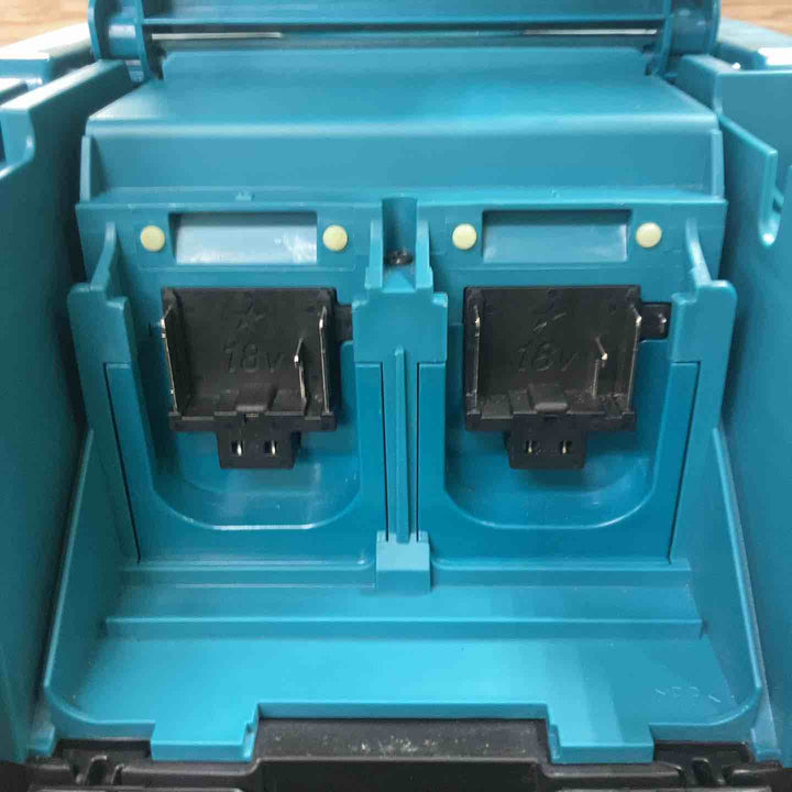 ★マキタ(makita) コードレス集じん機 乾湿両用 VC860DZ【町田店】