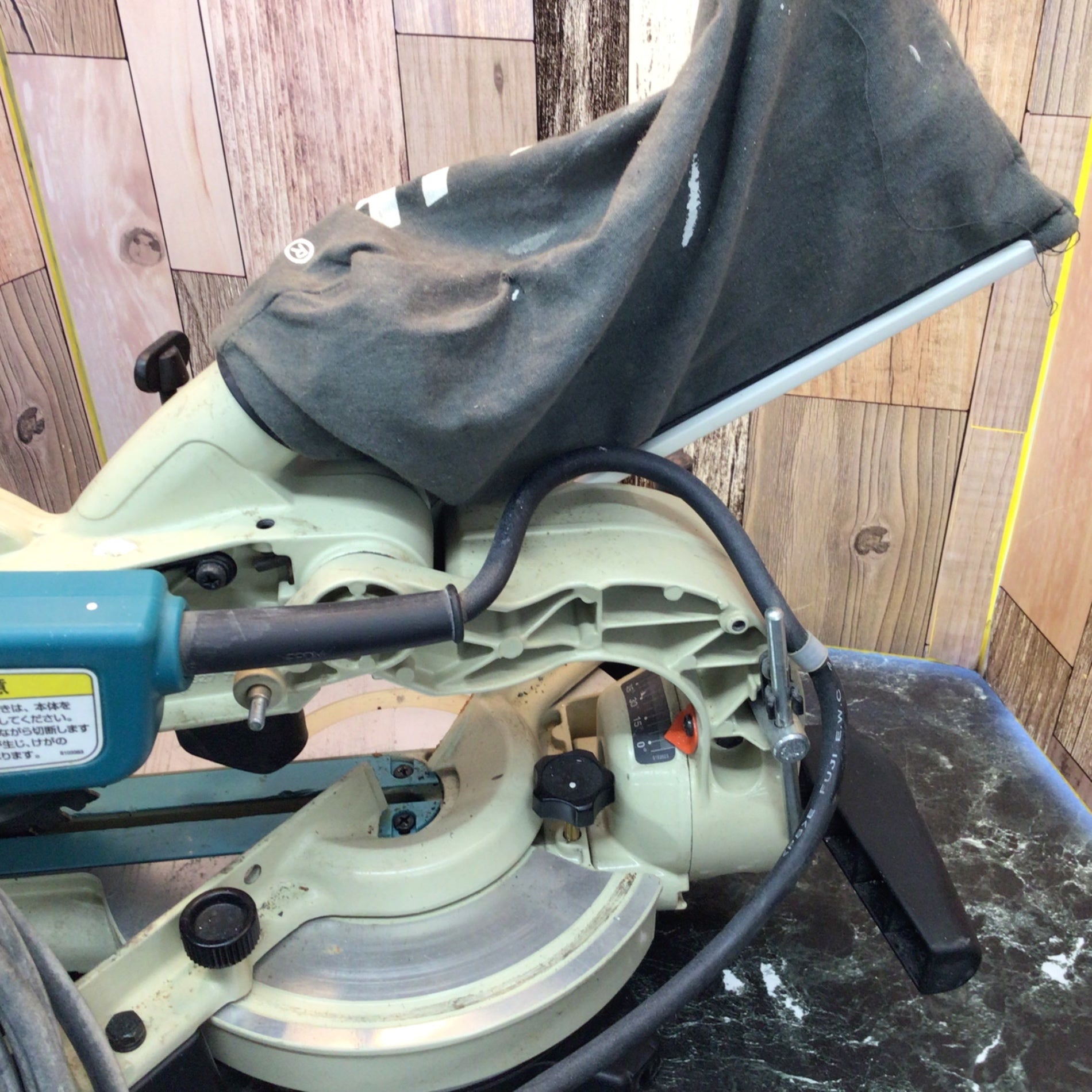 ☆マキタ(makita) スライドマルノコ 165mm LS0611【八潮店】 – アクト